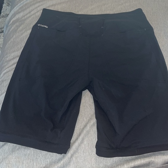 Columbia Women's Omni-Shield Climber Canyon Stretch Shorts size 10 Black - Picture 4 of 9